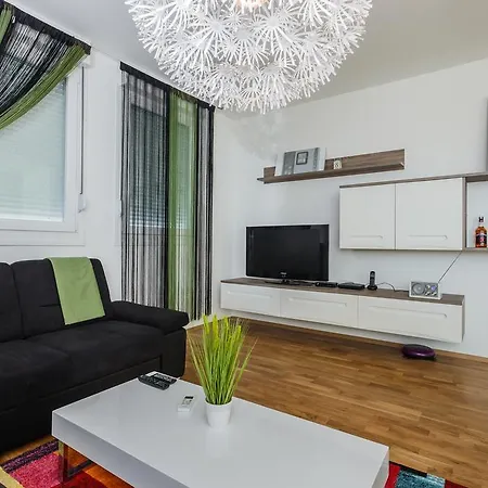 Apartman Sky *