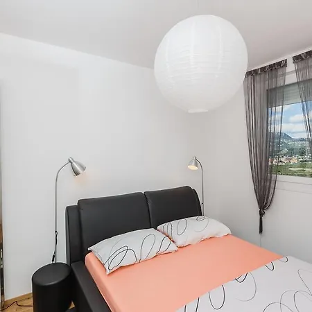 Διαμέρισμα Sky