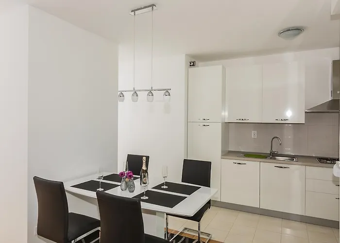 Apartman Sky Split